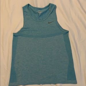 Nike Dri-Fit TECHKNIT